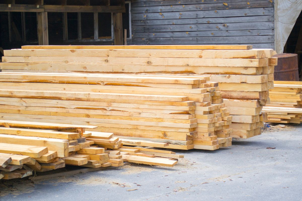 Simplifying Timber Selection: A Comprehensive Guide for Builders